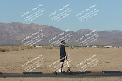 media/Oct-30-2025-Racers Edge (Thu) [[dabbdaf680]]/1-Around the Pits- Track Walk/